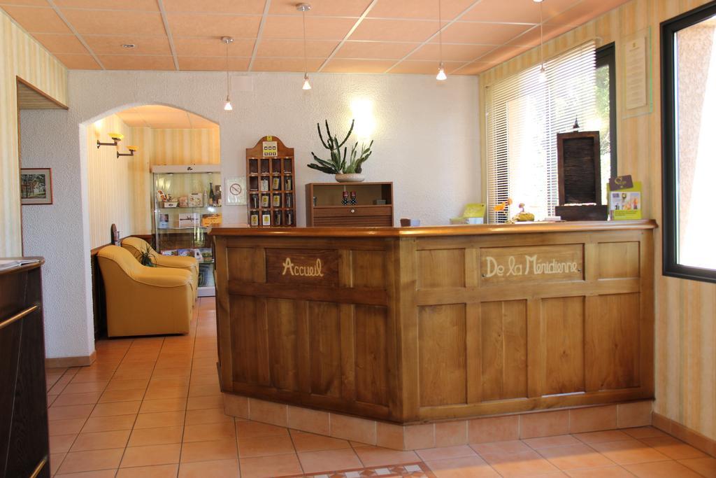 Hotel Restaurant Logis La Meridienne Anglards de Saint Flour ภายนอก รูปภาพ